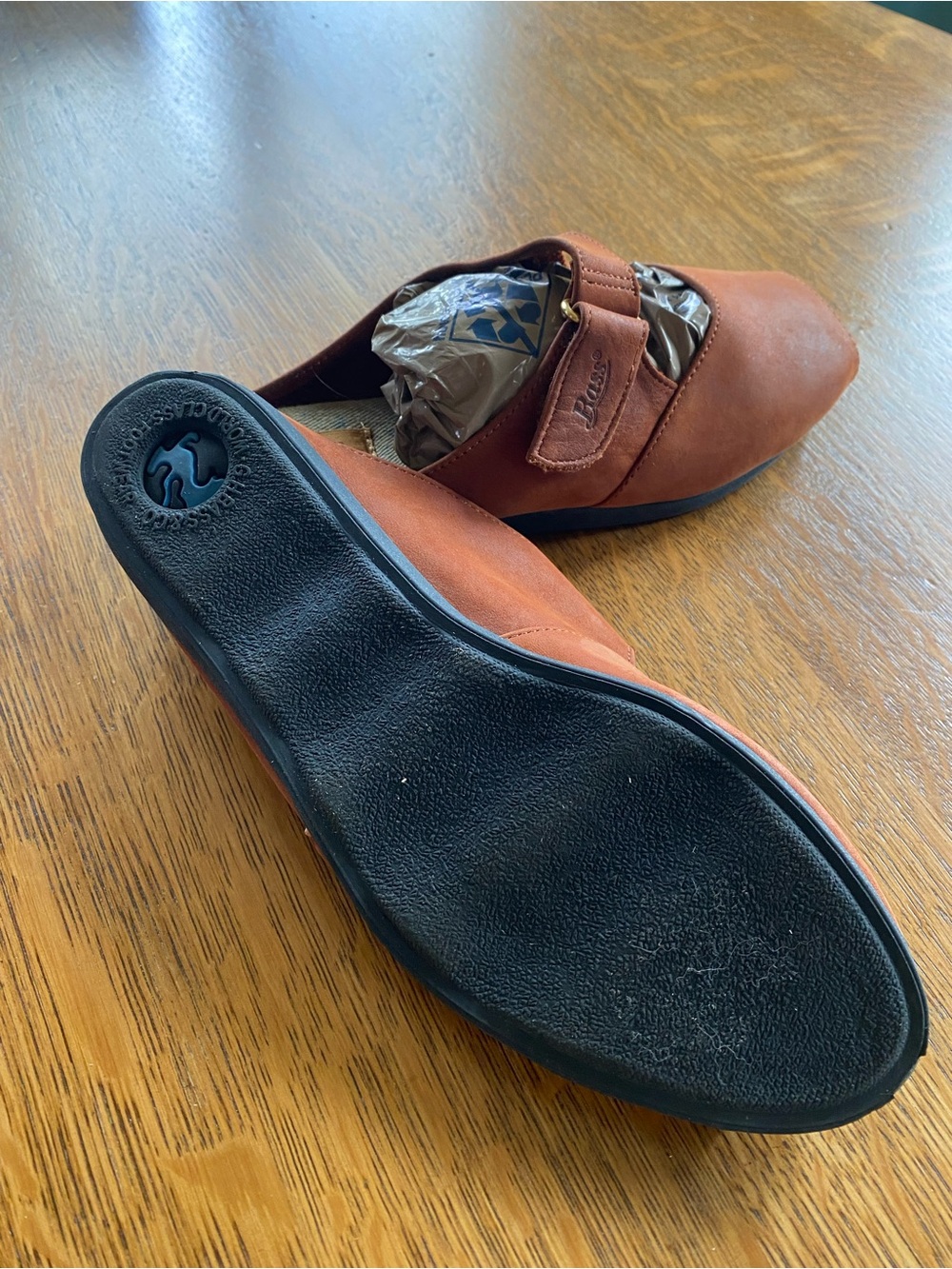Bass Women's Slip-On Open-Toe Flats in Rust - Picture 3 of 3